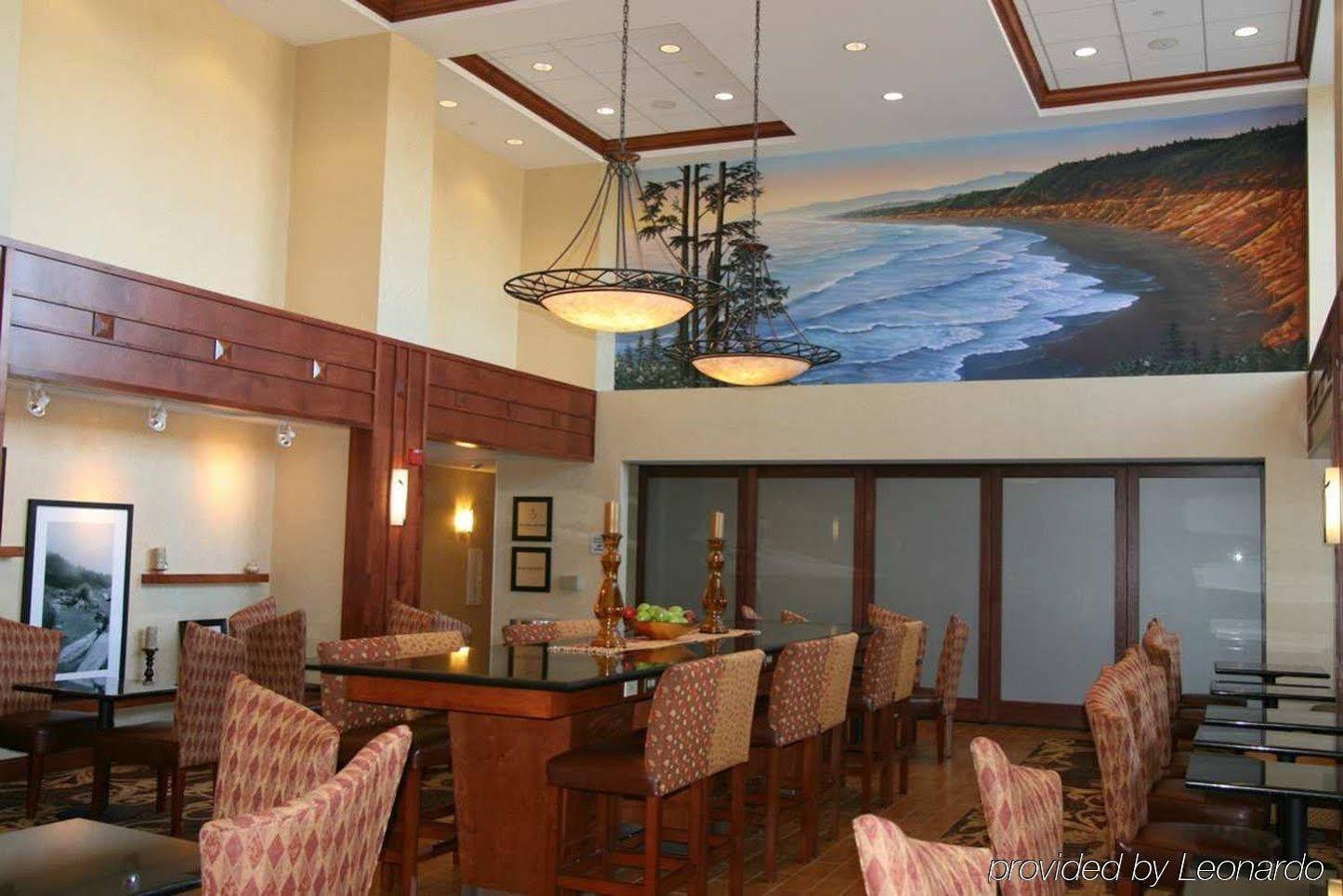 Hampton Inn & Suites Arcata Exterior photo